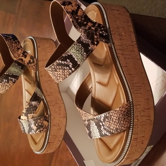Franco Sarto Shoes - Franco Sarto Block Platform Sandal Snake Print 8.5